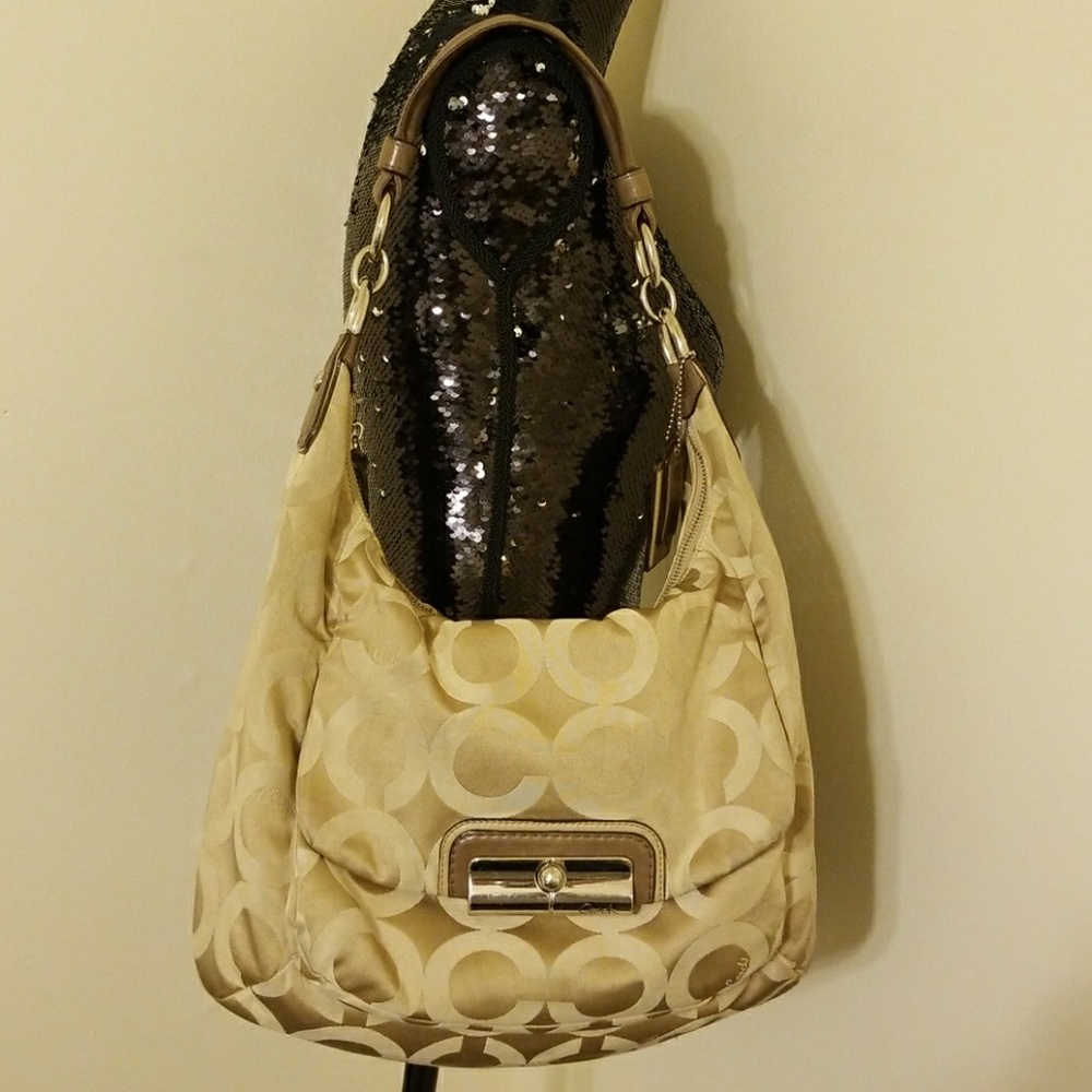 Tan Coach shoulder bag